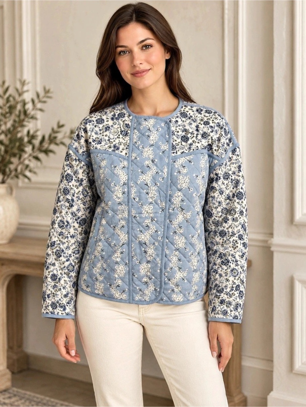 Blu Pepper Blue Cream Mixed Floral Quilted Jacket Size M